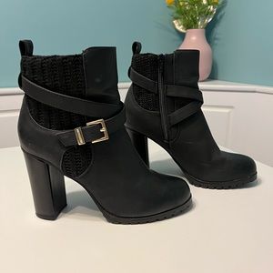 Women’s Boots, Juicy Couture, Size 8.5